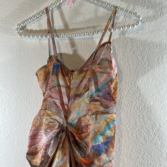 PRETTY LITTLE THING MARBLE PRINT SATIN RUCHED SKIRT CORSET DETAIL MIDI DRESS - Picture 7 of 14